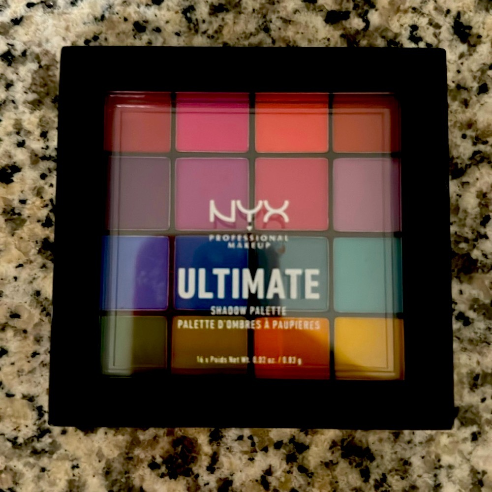 NXY ultimate shadow palette
